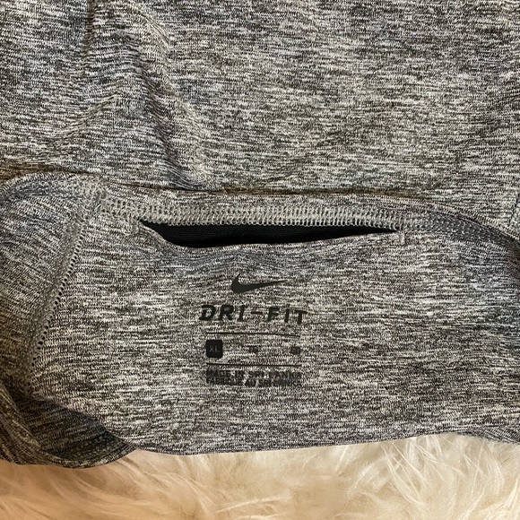 Nike DriFit Grey Leggings - Picture 2 of 5